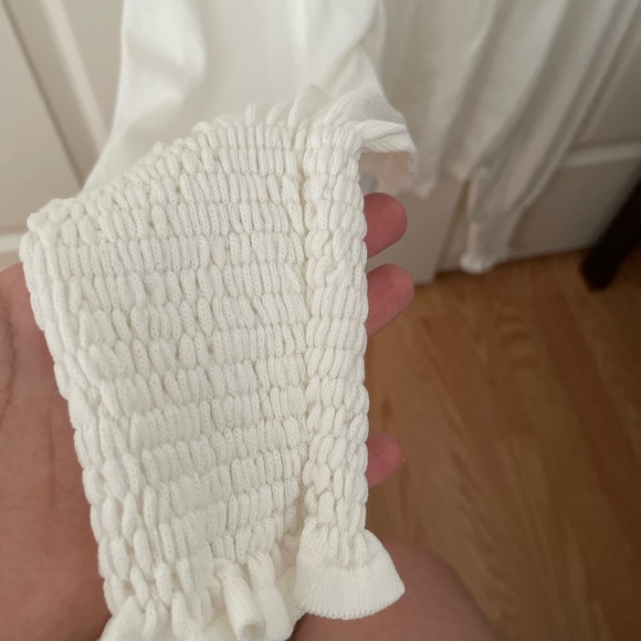 New never worn want to sell it because it is too small for me - Picture 3 of 3